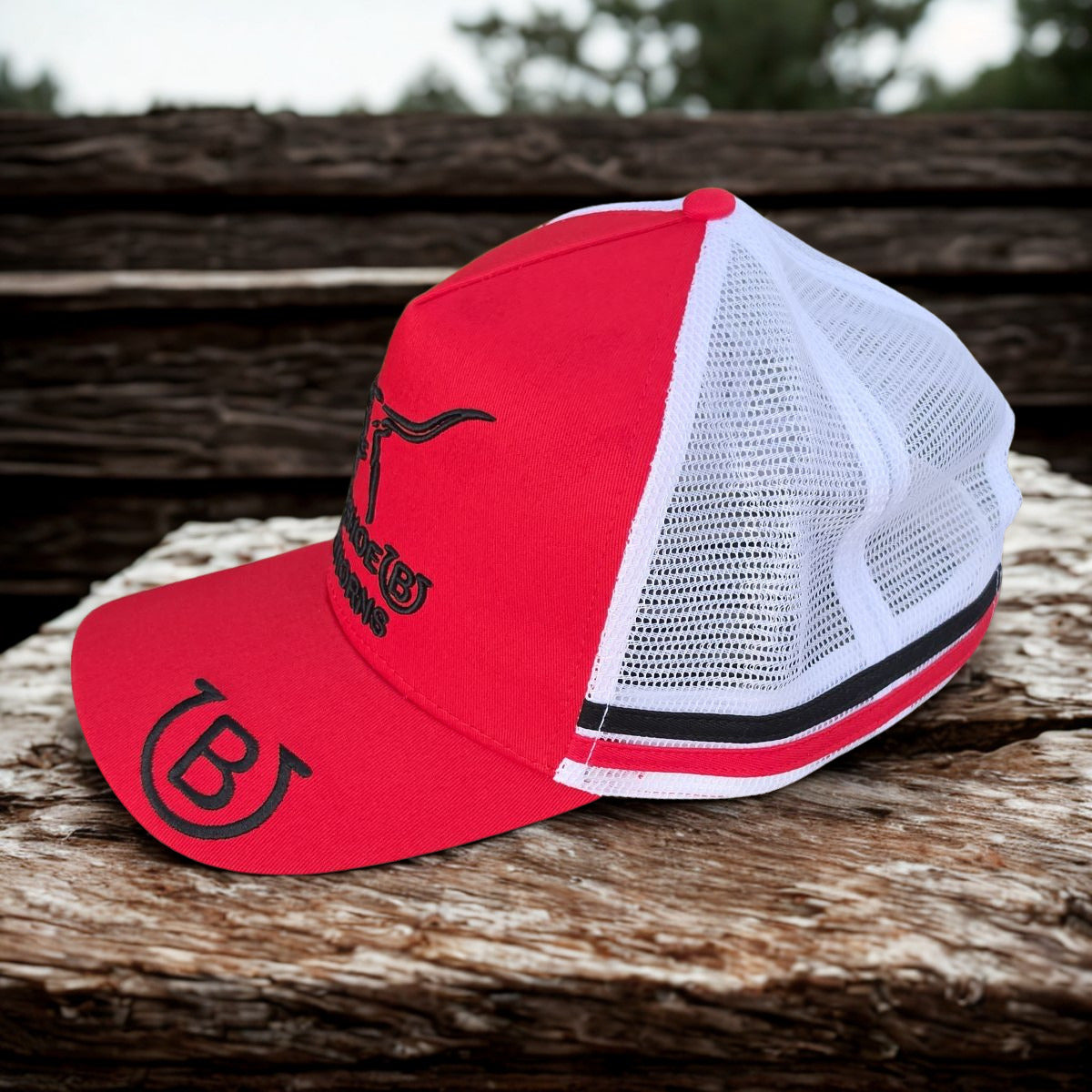 Horseshoe B Longhorns trucker cap (red/black/white)