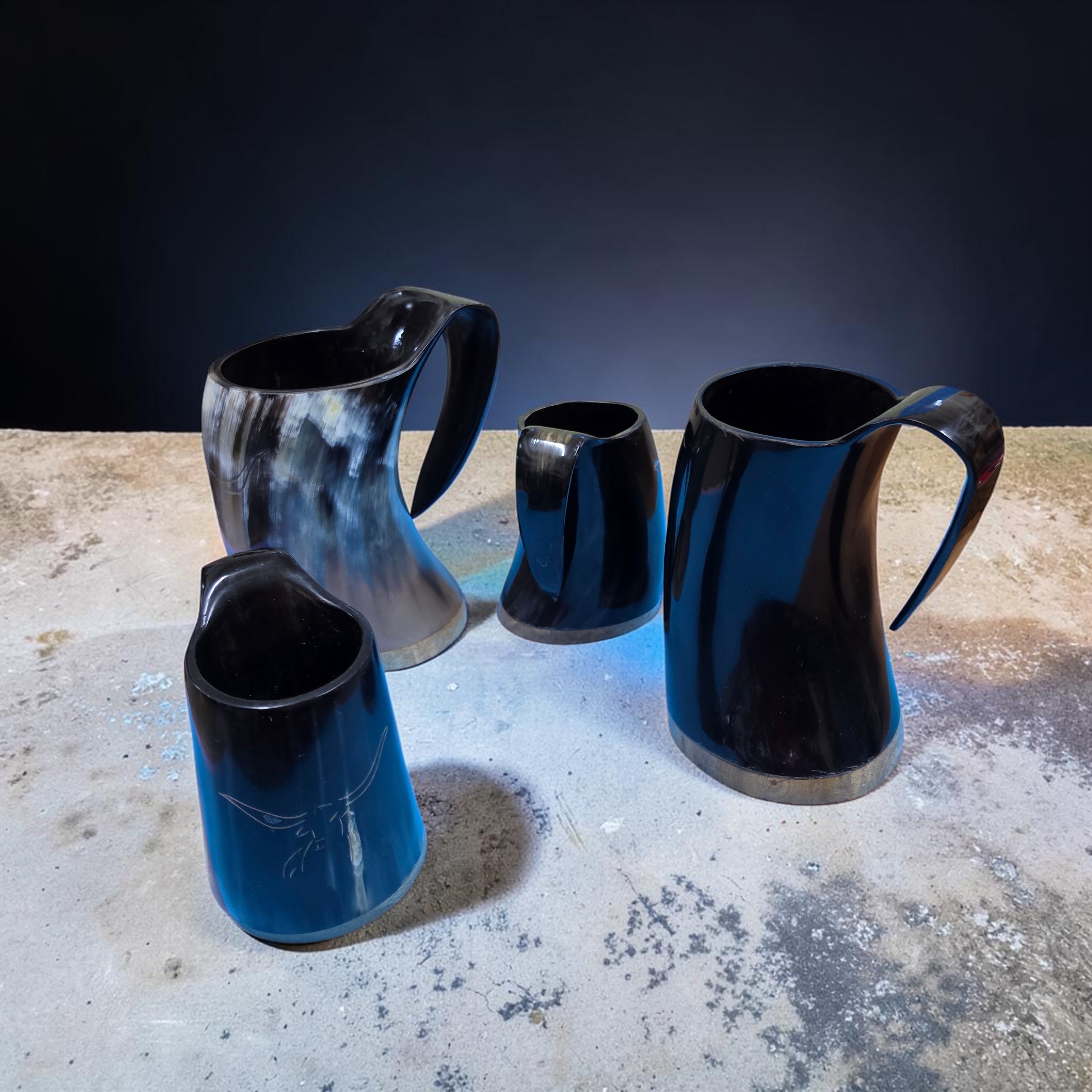 Horn drinking mug