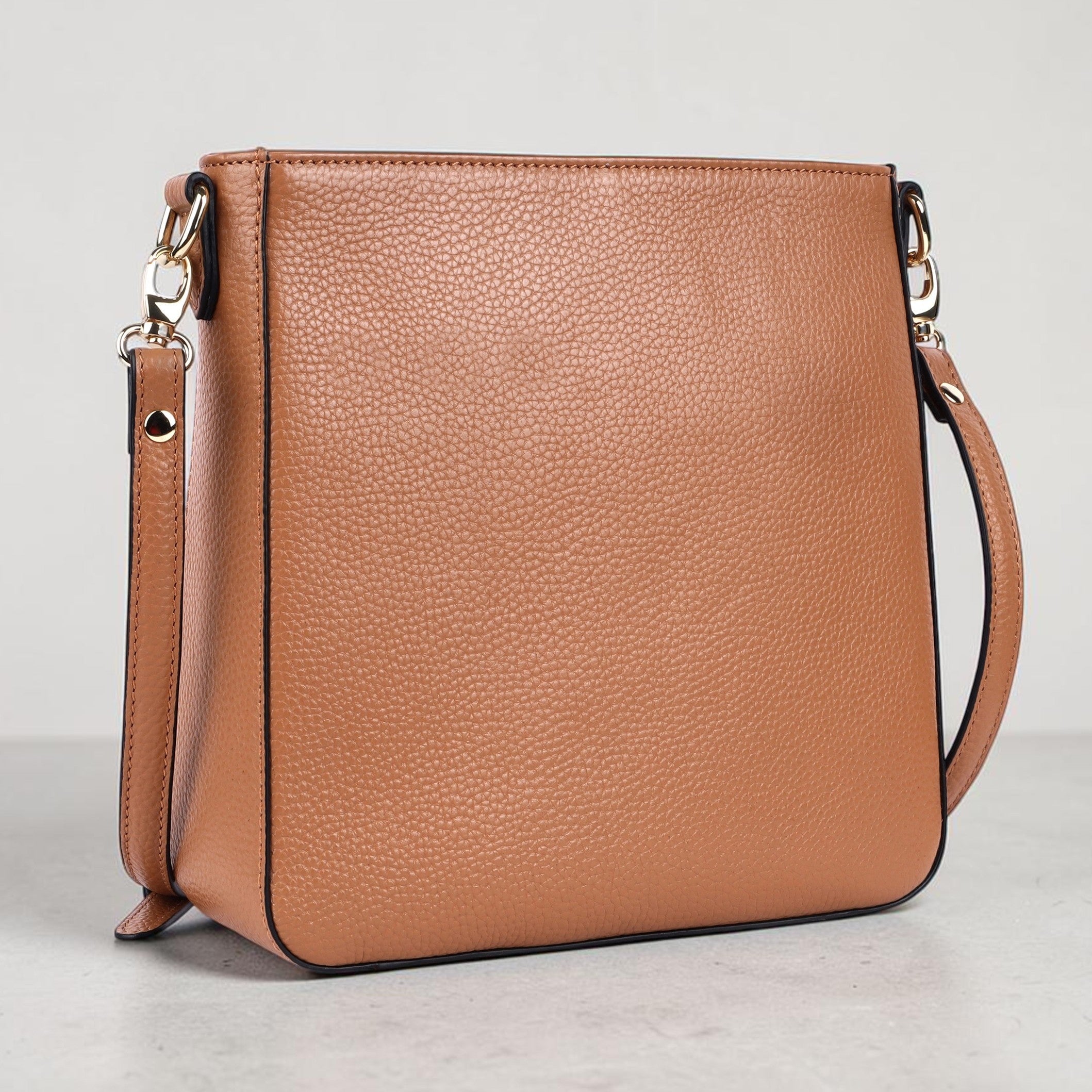 Rugged Hide - 'Darwin'