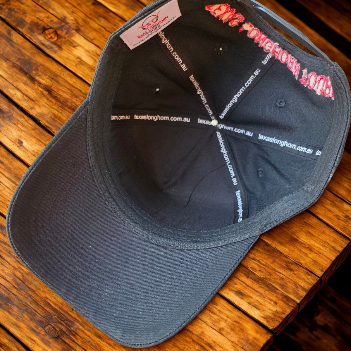 Texas Longhorn Tours baseball cap (black/red)