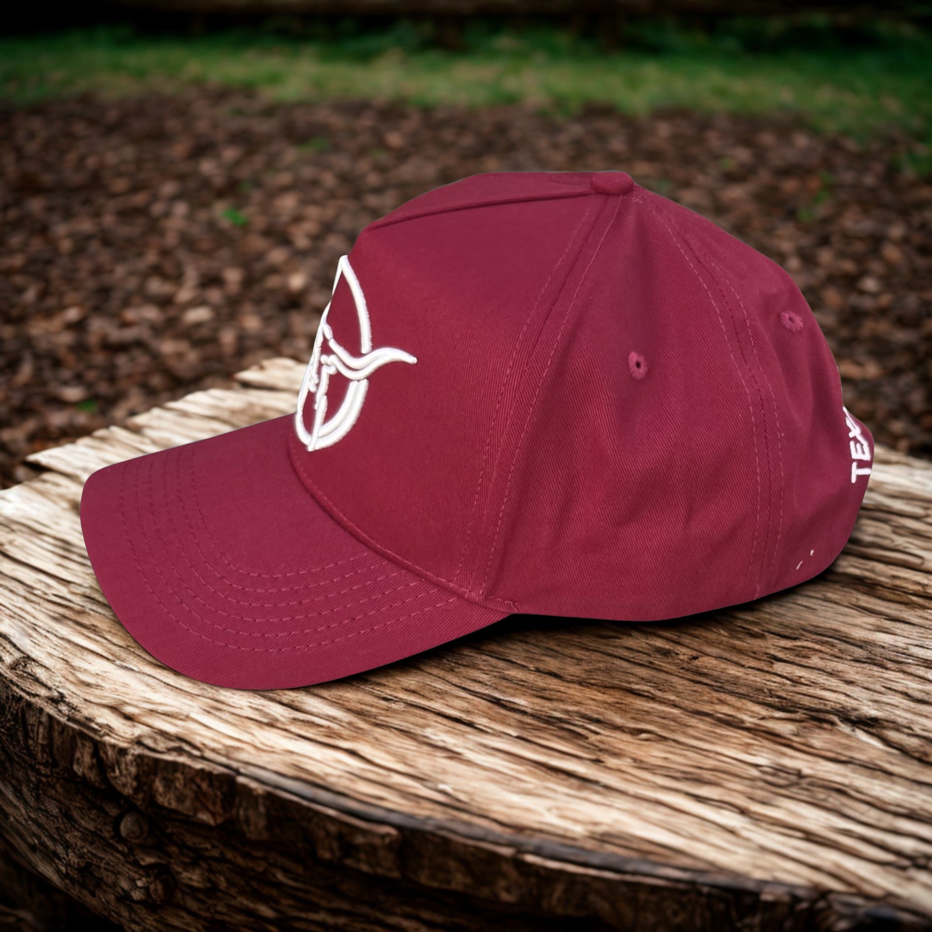 Texas Longhorn Tours baseball cap (maroon/white)