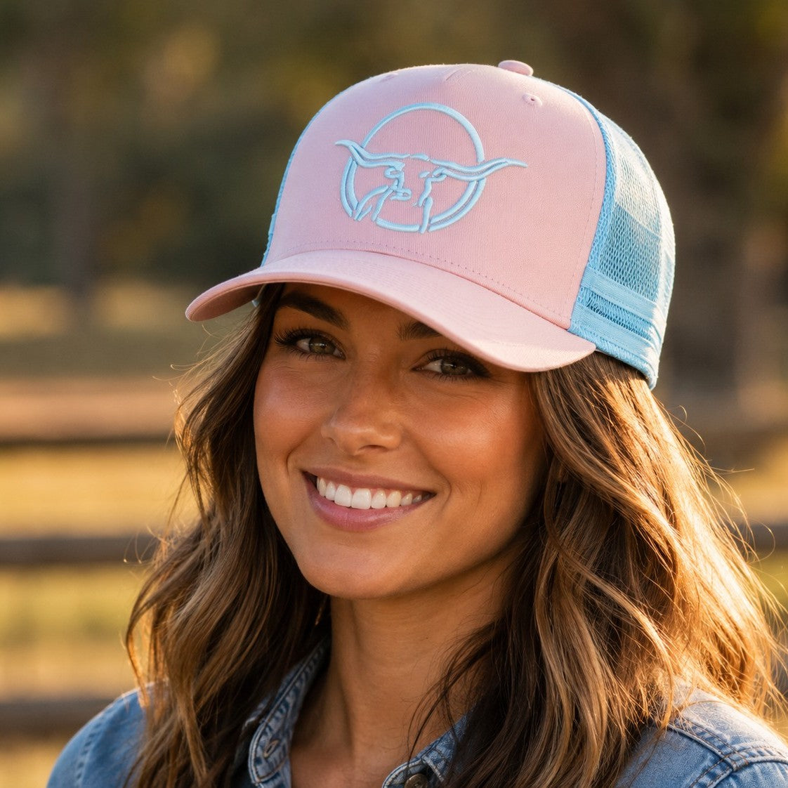Texas Longhorn Tours trucker cap (pink/aqua)